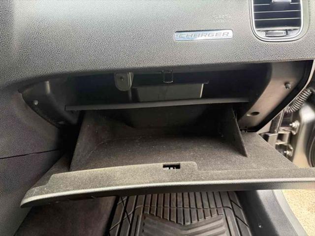 2012 Dodge Charger SE