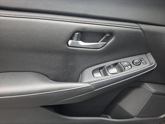 2023 Nissan Sentra SV Xtronic CVT