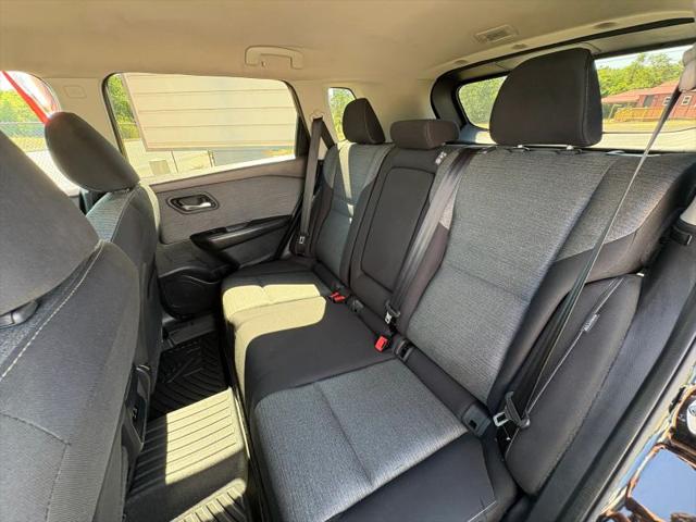 2021 Nissan Rogue SV FWD
