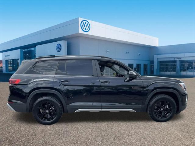 2025 Volkswagen Atlas 2.0T Peak Edition