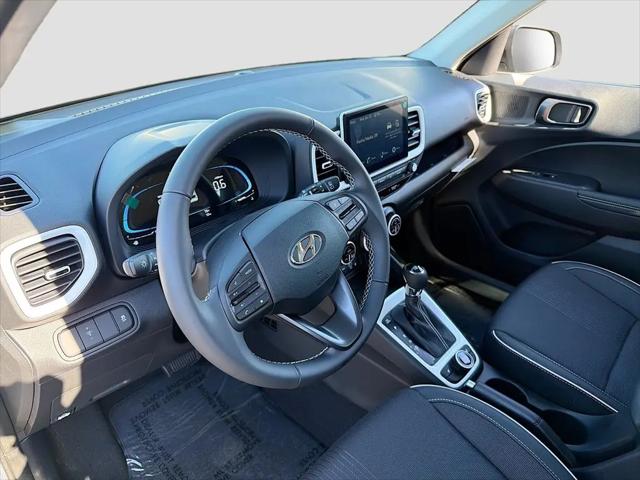 2026 Hyundai Venue SEL w/Two-Tone Roof