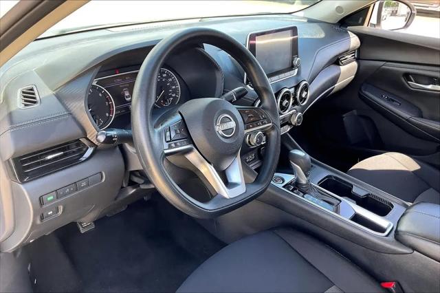 2024 Nissan Sentra SV Xtronic CVT