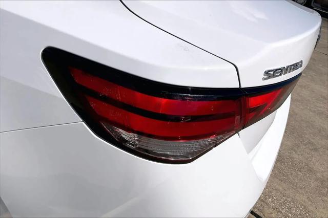2024 Nissan Sentra SV Xtronic CVT