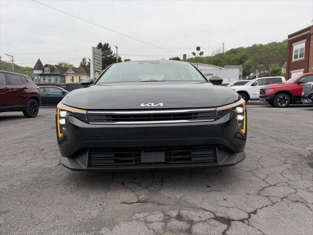 2025 Kia K4 LXS 2025 Kia K4 LXS