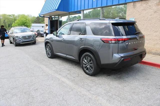 2023 Nissan Pathfinder SV FWD
