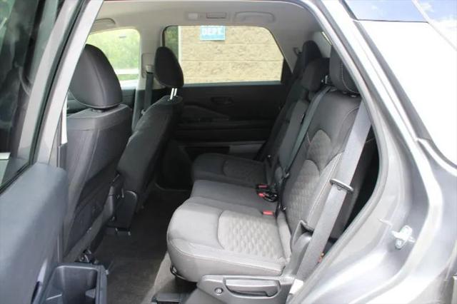 2023 Nissan Pathfinder SV FWD