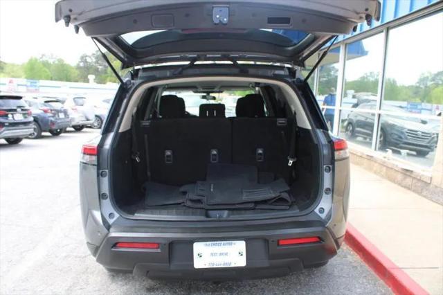 2023 Nissan Pathfinder SV FWD