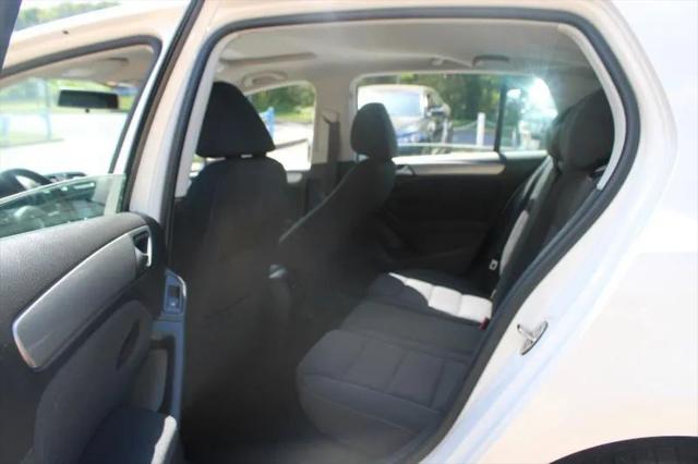 2013 Volkswagen Golf 2.0L TDI 4-Door