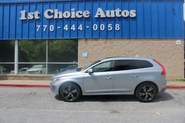 2017 Volvo XC60 T6 R-Design