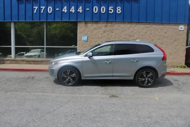 2017 Volvo XC60 T6 R-Design