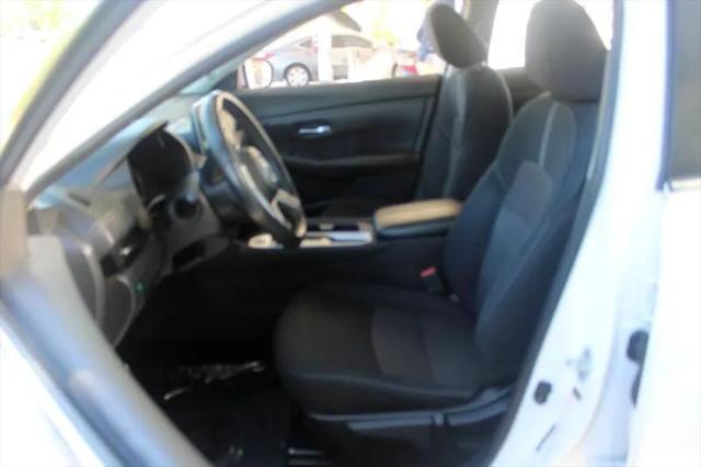 2022 Nissan Sentra SV Xtronic CVT