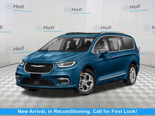 2022 Chrysler Pacifica Hybrid Touring L