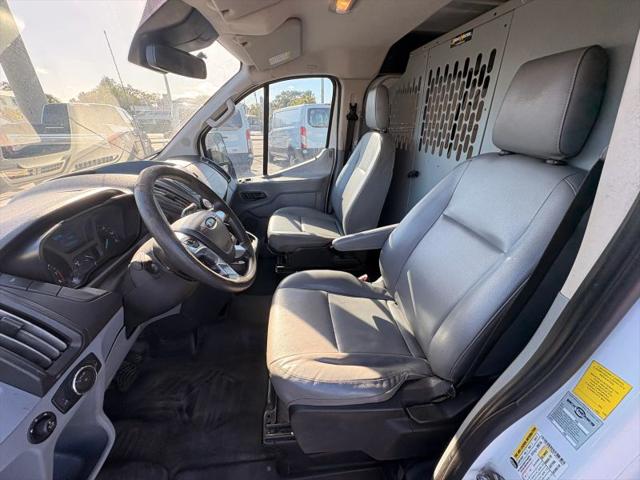 2018 Ford Transit w/60/40 Side Door w/RWB