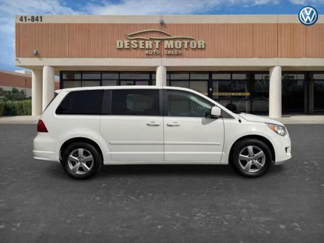 2010 Volkswagen Routan SE