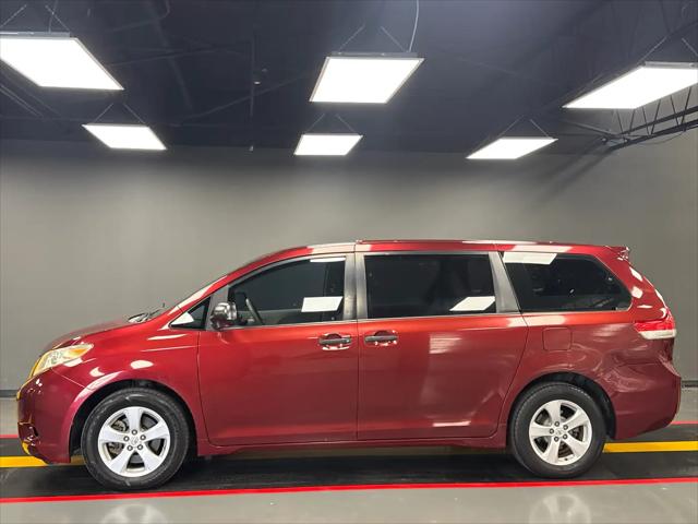 2011 Toyota Sienna LE