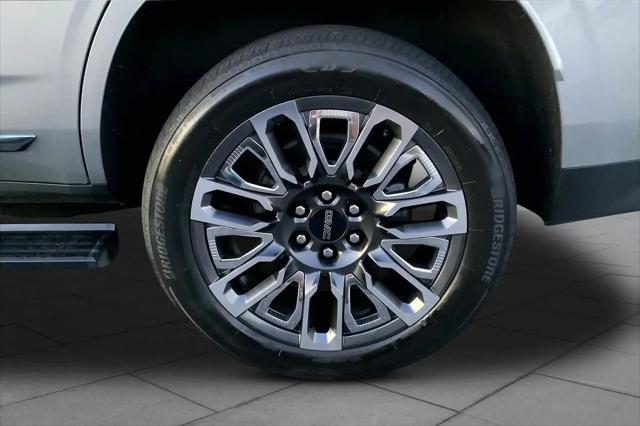 2023 GMC Yukon 4WD Denali Ultimate