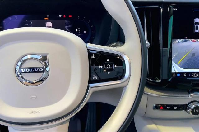 2023 Volvo XC60 B5 Plus Dark Theme