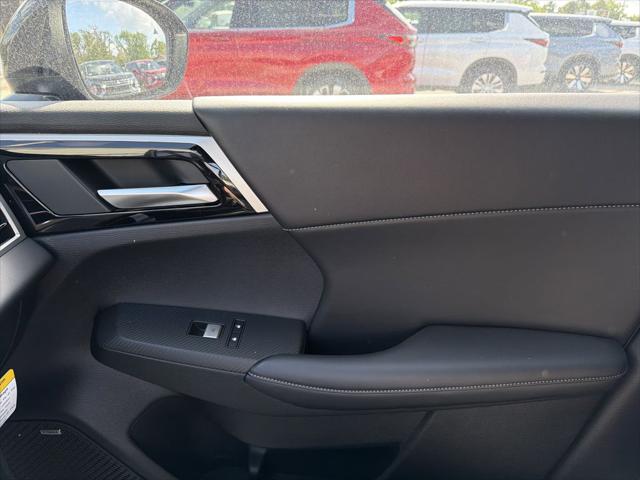 2026 Mitsubishi Outlander LE 2.5 S-AWC