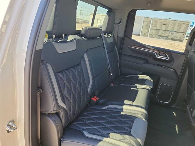 2026 Chevrolet Silverado 1500 4WD Crew Cab Short Bed RST