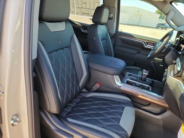 2026 Chevrolet Silverado 1500 4WD Crew Cab Short Bed RST