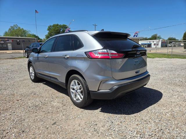 2022 Ford Edge SE