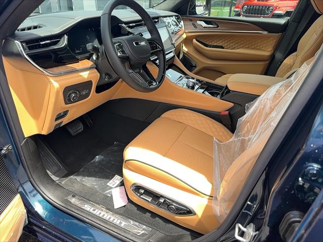 2026 Jeep Grand Cherokee Summit 4x4