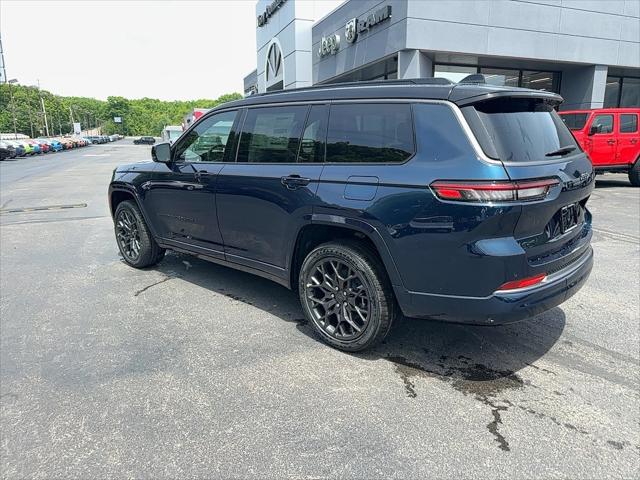 2026 Jeep Grand Cherokee Summit 4x4