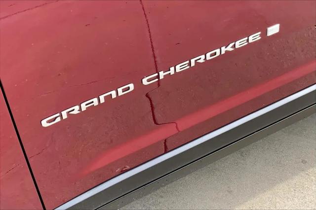2026 Jeep Grand Cherokee L Altitude 4x2