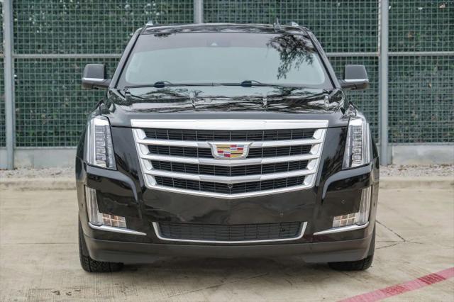2017 Cadillac Escalade ESV Luxury
