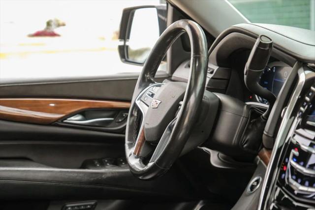 2017 Cadillac Escalade ESV Luxury