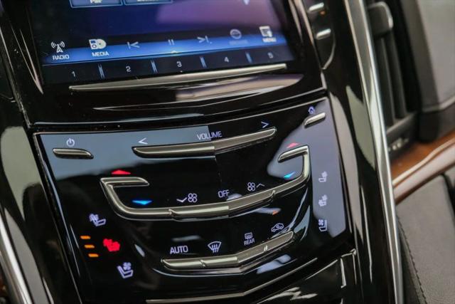 2017 Cadillac Escalade ESV Luxury
