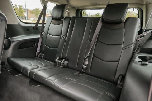 2017 Cadillac Escalade ESV Luxury
