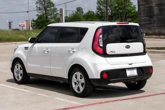2017 Kia Soul Base