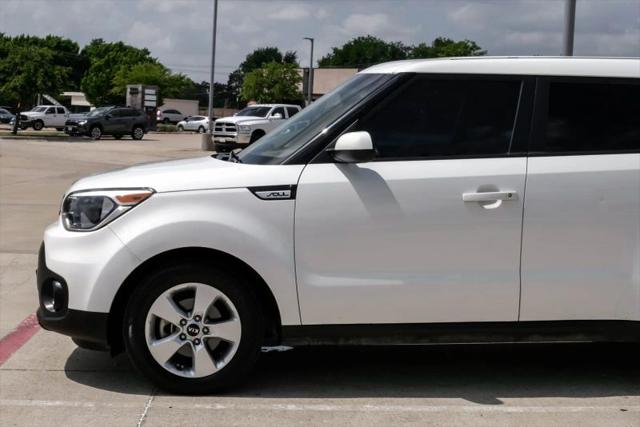 2017 Kia Soul Base