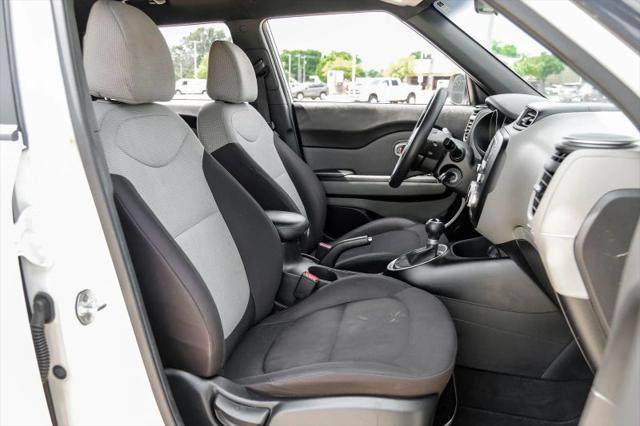 2017 Kia Soul Base