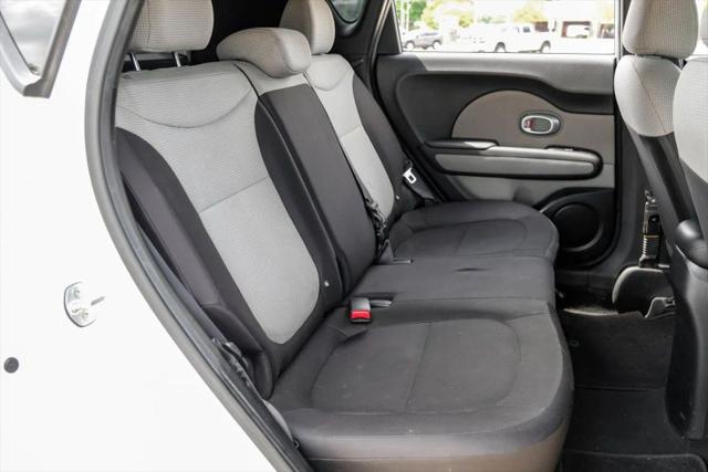 2017 Kia Soul Base