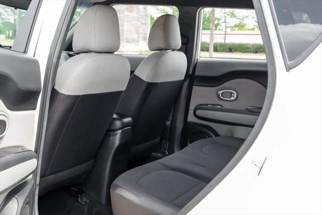 2017 Kia Soul Base