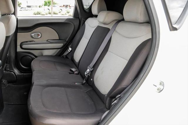 2017 Kia Soul Base
