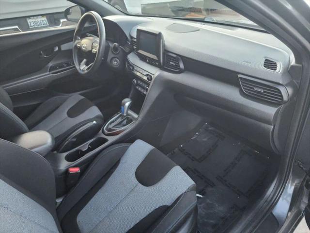 2019 Hyundai Veloster 2.0