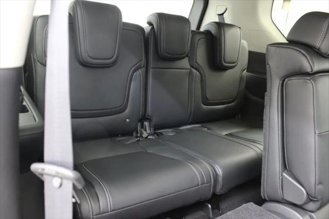 2026 Nissan Armada SV