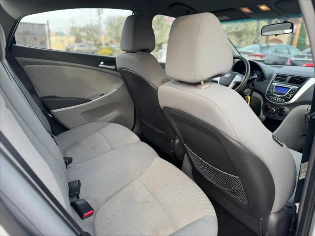 2013 Hyundai Accent GLS