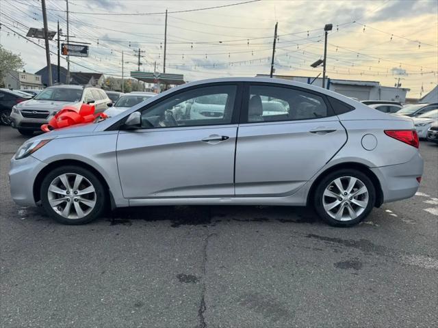 2013 Hyundai Accent GLS