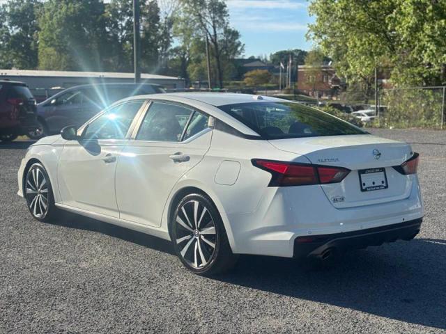 2020 Nissan Altima SR FWD