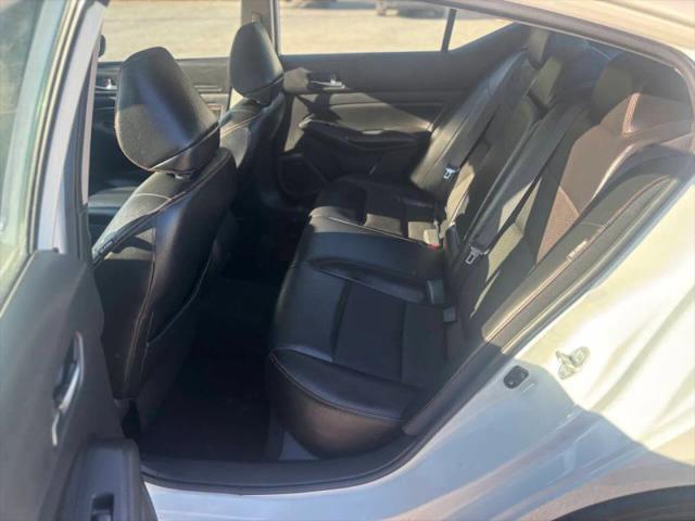 2020 Nissan Altima SR FWD