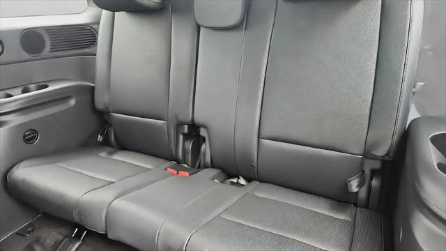 2026 Hyundai Palisade Hybrid Blue SEL 7P