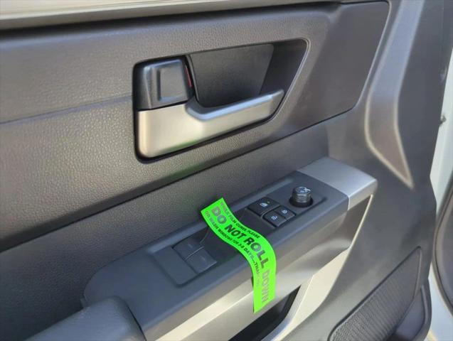 2026 Toyota Tundra SR5 CrewMax 5.5' Bed