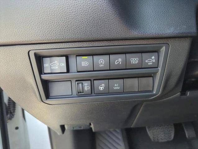 2026 Toyota Tundra SR5 CrewMax 5.5' Bed