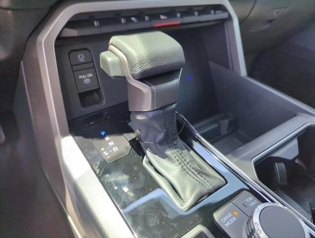 2026 Toyota Tundra SR5 CrewMax 5.5' Bed