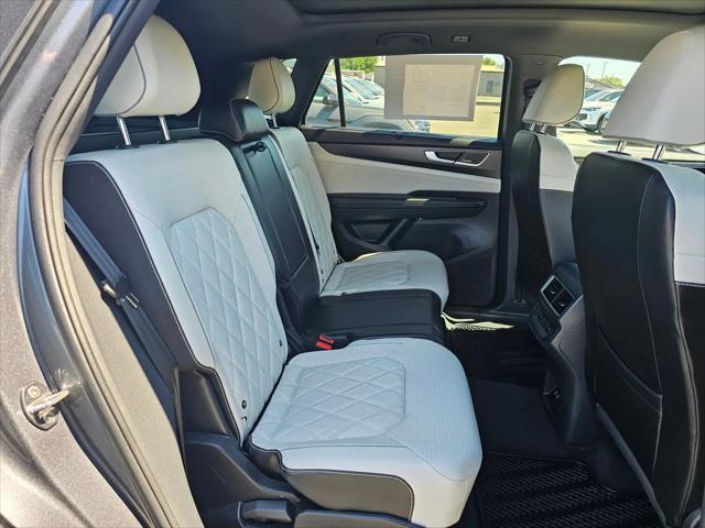 2024 Volkswagen Atlas Cross Sport 2.0T SEL Premium R-Line