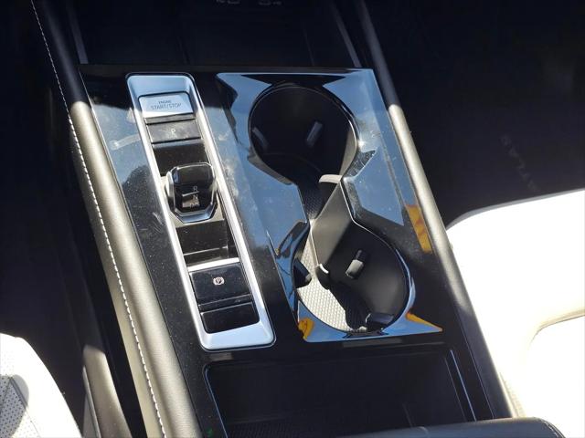 2024 Volkswagen Atlas Cross Sport 2.0T SEL Premium R-Line